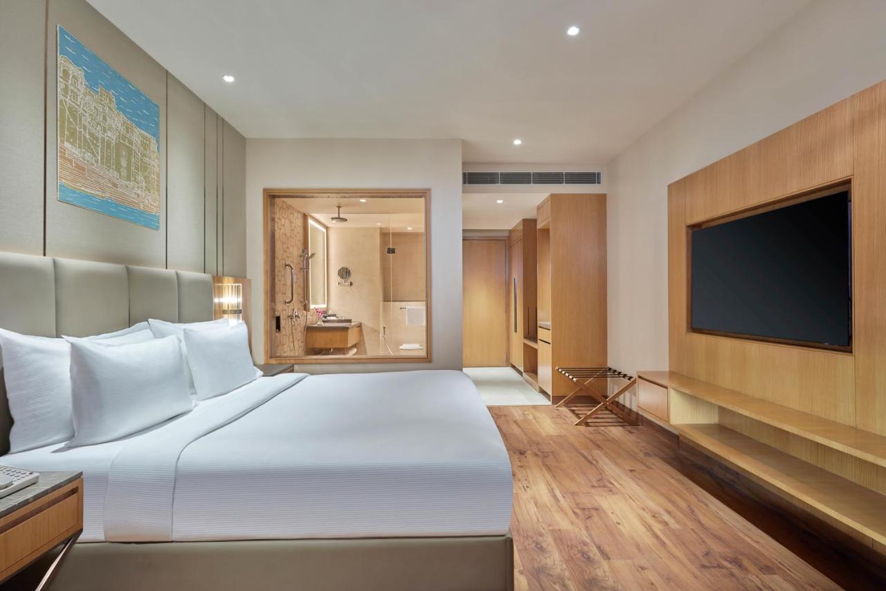 Doubletree By Hilton Waranasi Zewnętrze zdjęcie
