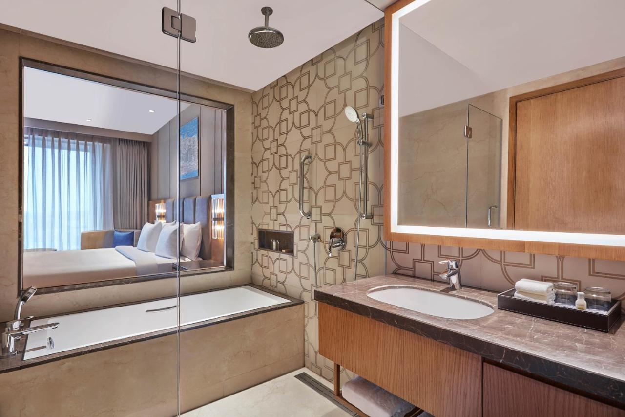 Doubletree By Hilton Waranasi Zewnętrze zdjęcie