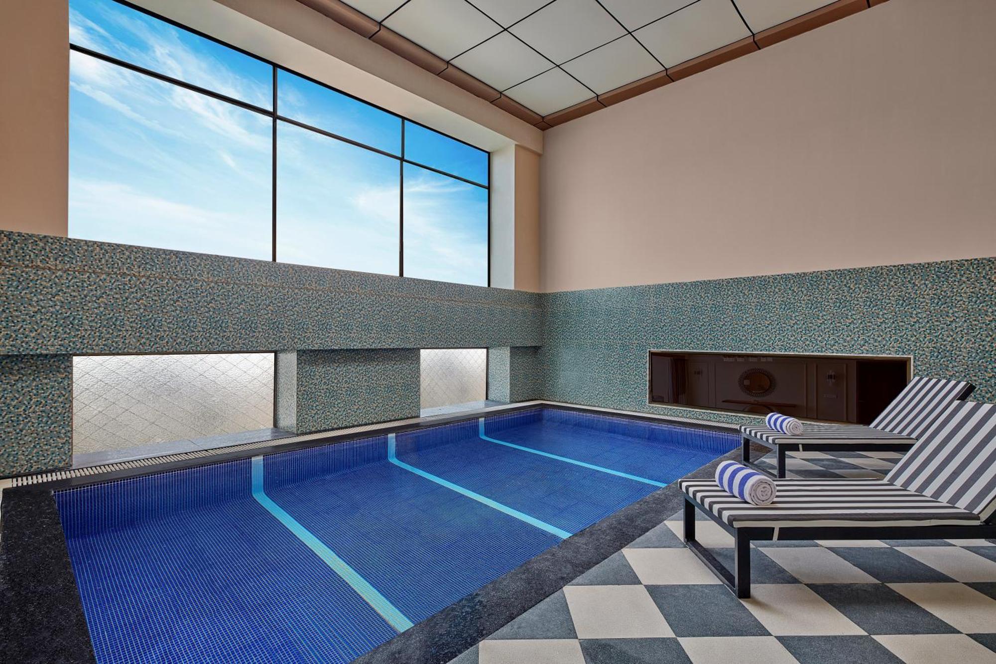 Doubletree By Hilton Waranasi Zewnętrze zdjęcie